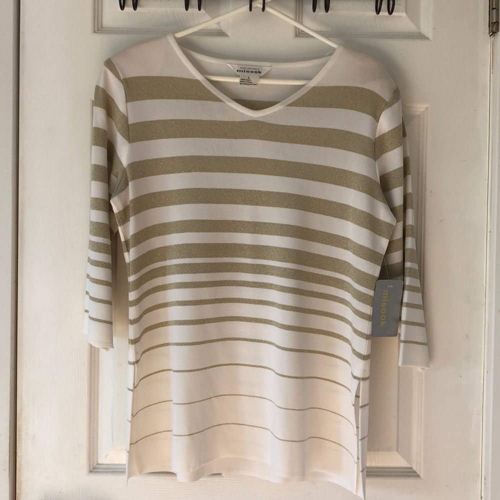 Misook | NWT Striped V Neck Top